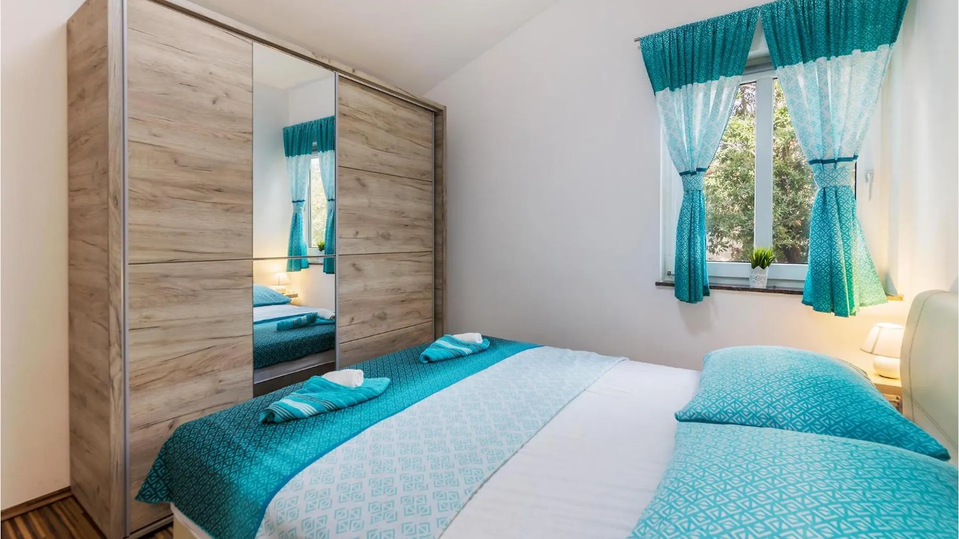 Amazing Apartment In Pavicini With Wifi 0*,